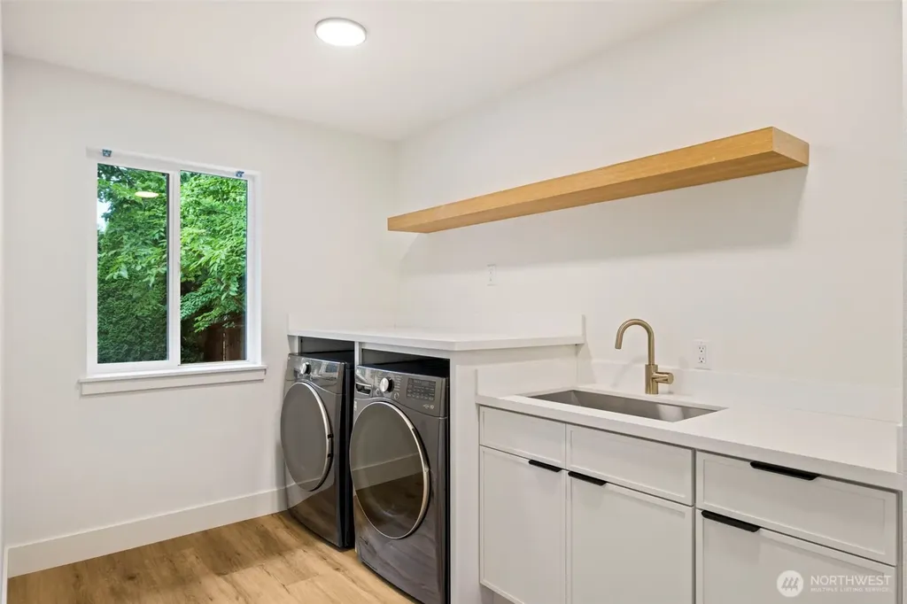 10530 NE 119th Place Kirkland WA 98034