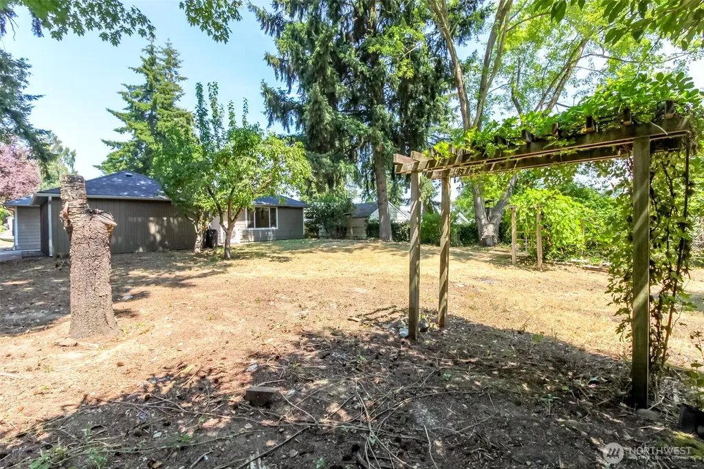 4751 S 172nd Place Seatac WA 98188