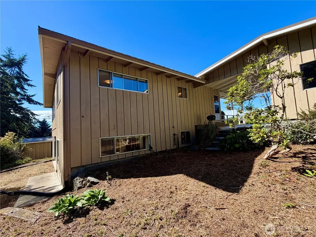 51 Victoria Loop Port Townsend WA 98368