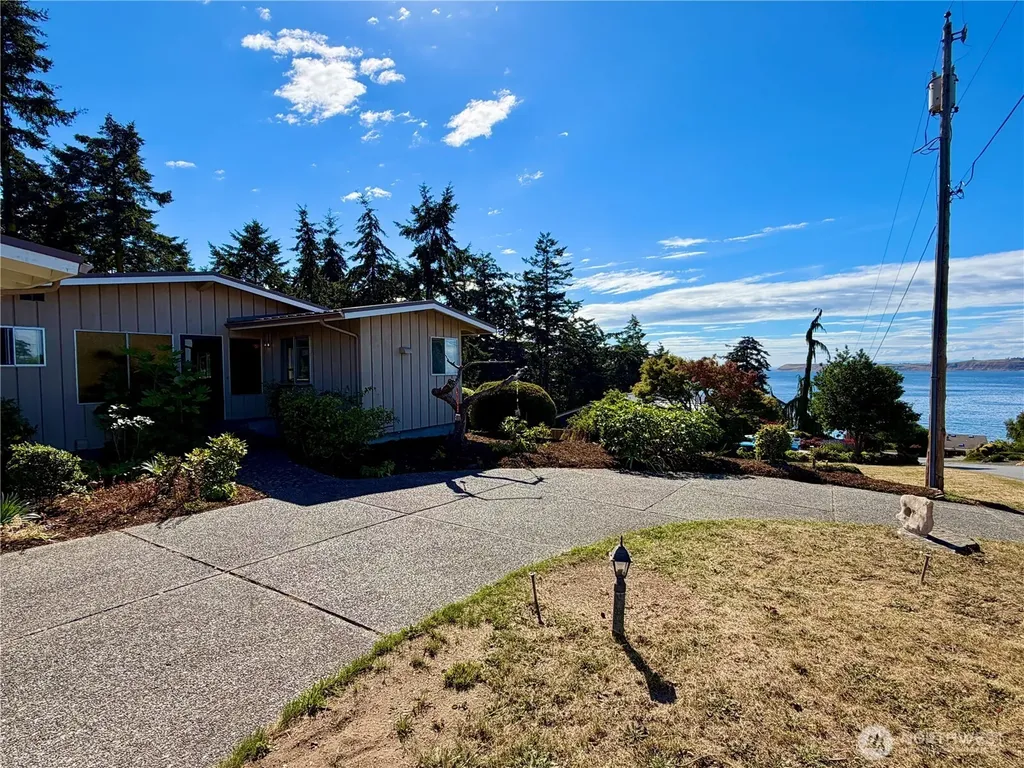 51 Victoria Loop Port Townsend WA 98368