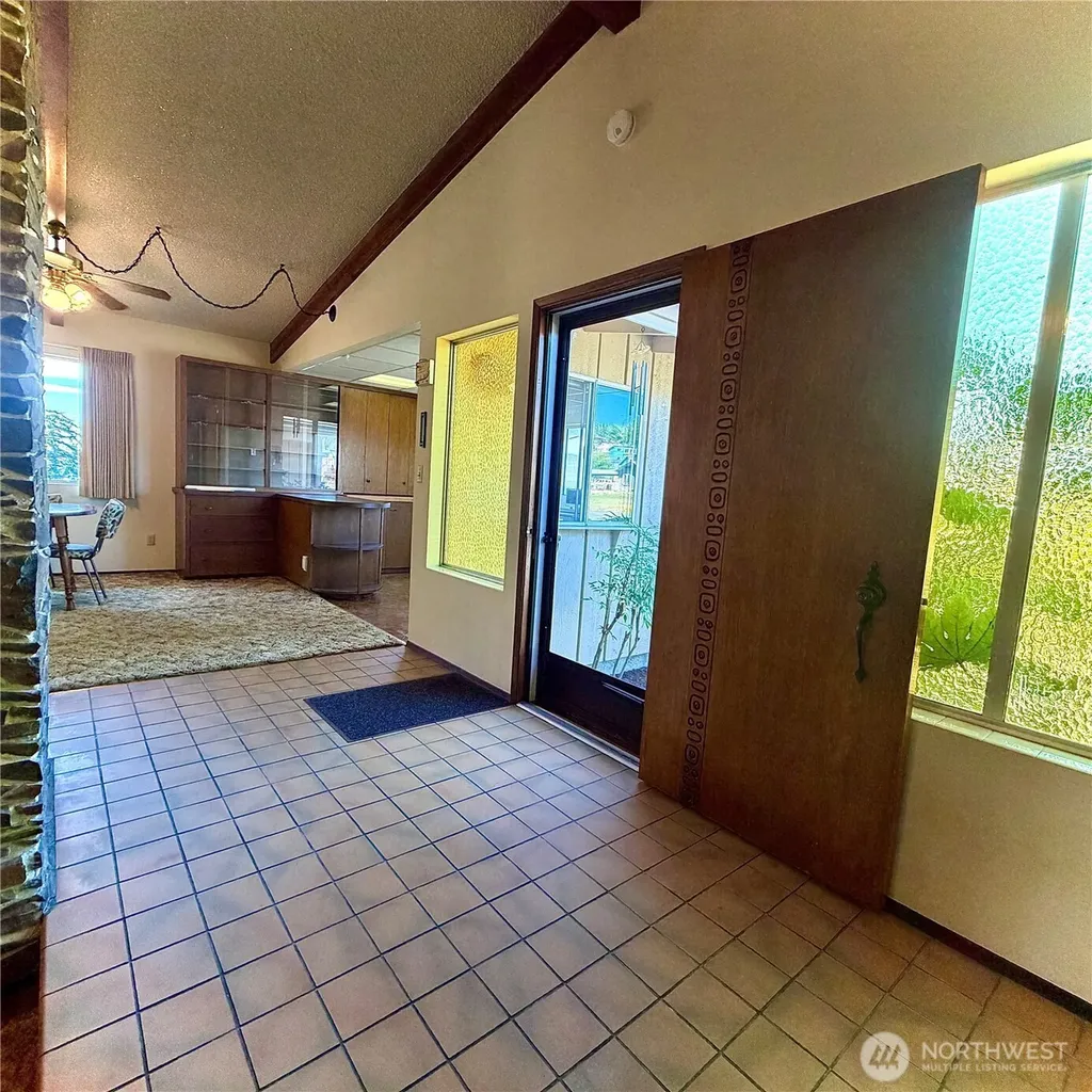 51 Victoria Loop Port Townsend WA 98368