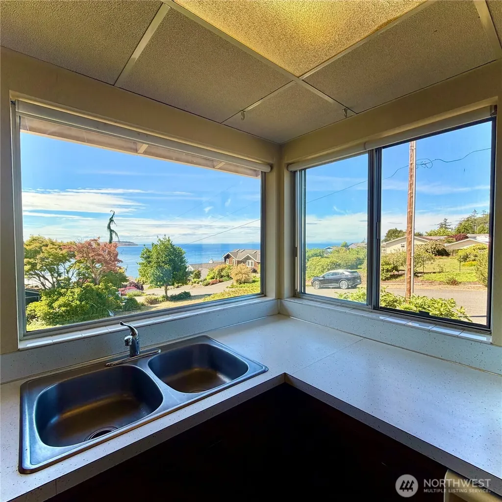 51 Victoria Loop Port Townsend WA 98368