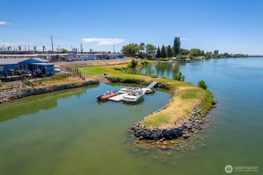 1908 Marina Drive Moses Lake WA 98837