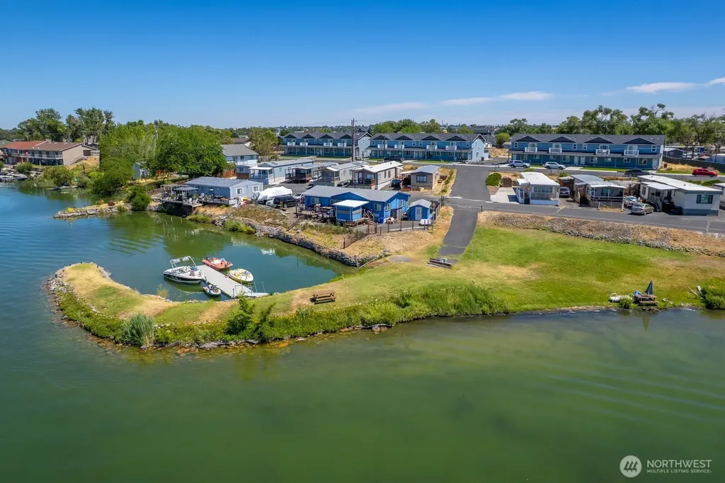 1908 Marina Drive Moses Lake WA 98837