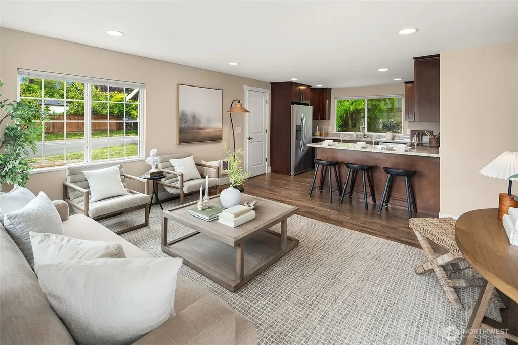 10902 26th Avenue SW Seattle WA 98146