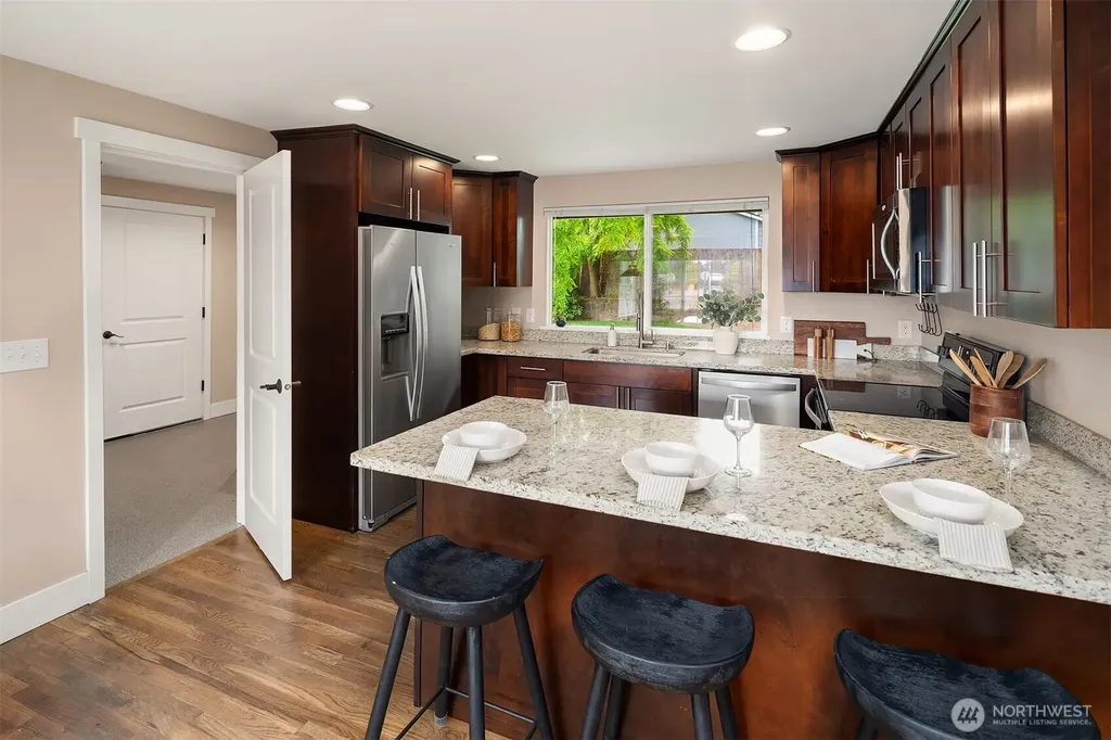 10902 26th Avenue SW Seattle WA 98146