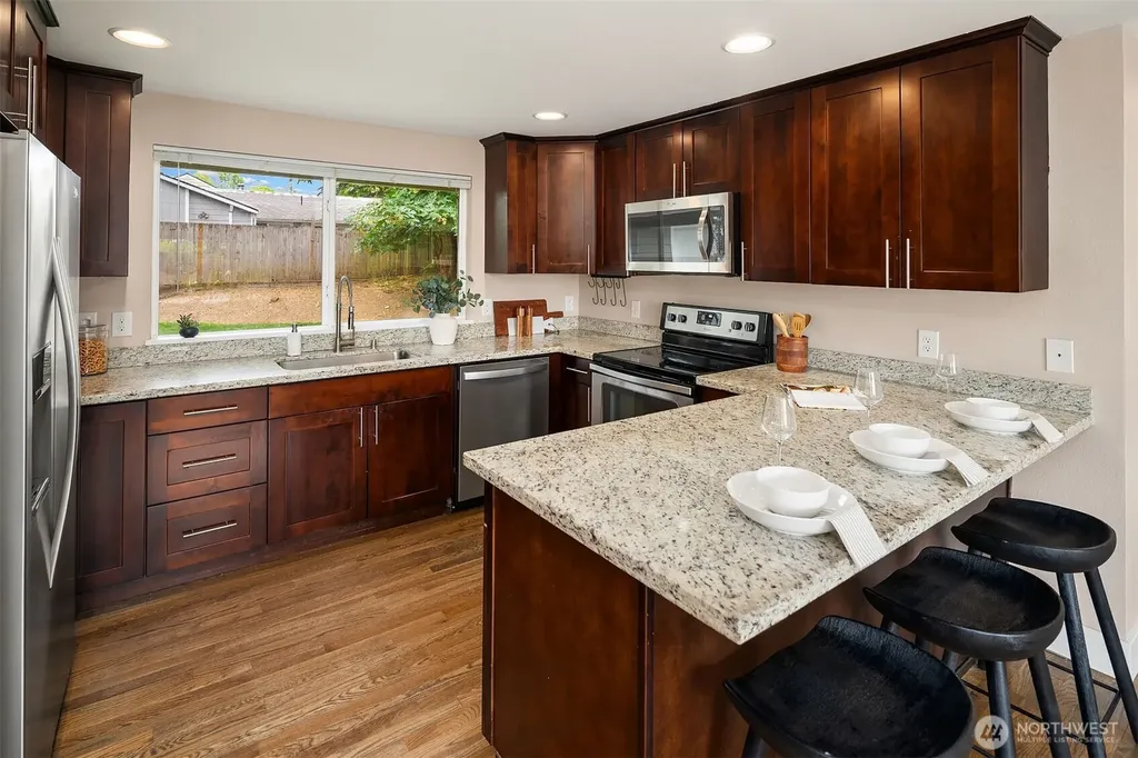 10902 26th Avenue SW Seattle WA 98146