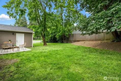 10902 26th Avenue SW Seattle WA 98146