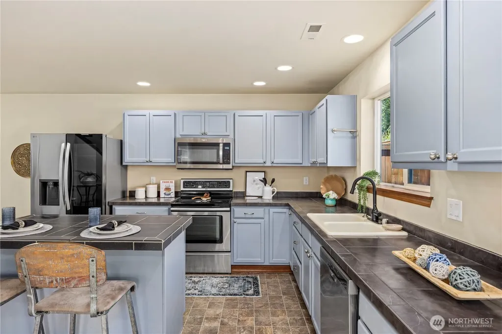 21263 Nordby Drive NW Poulsbo WA 98370