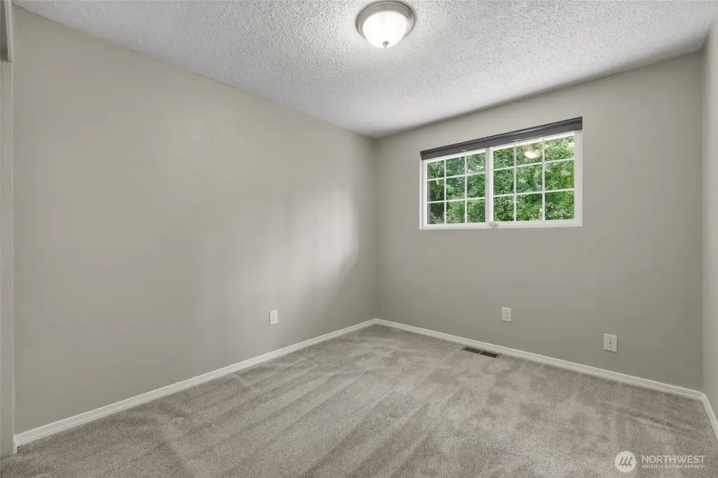 7542 41st Avenue SE Lacey WA 98503
