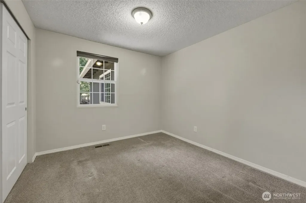 7542 41st Avenue SE Lacey WA 98503