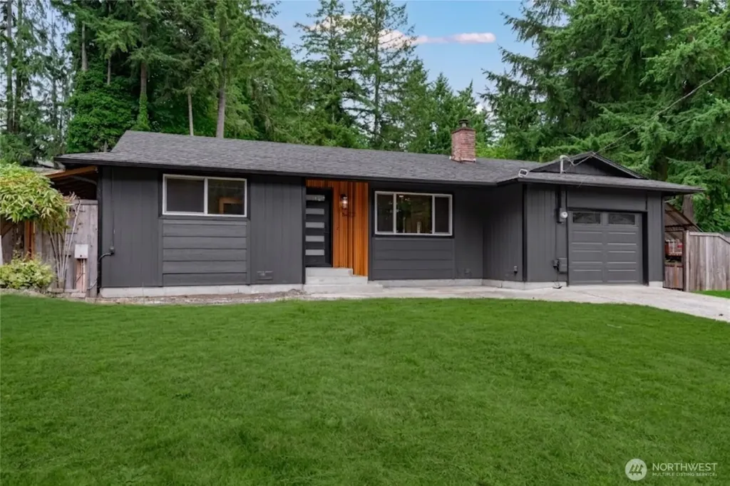 5222 79th Court SW Olympia WA 98512