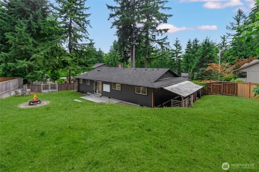 5222 79th Court SW Olympia WA 98512