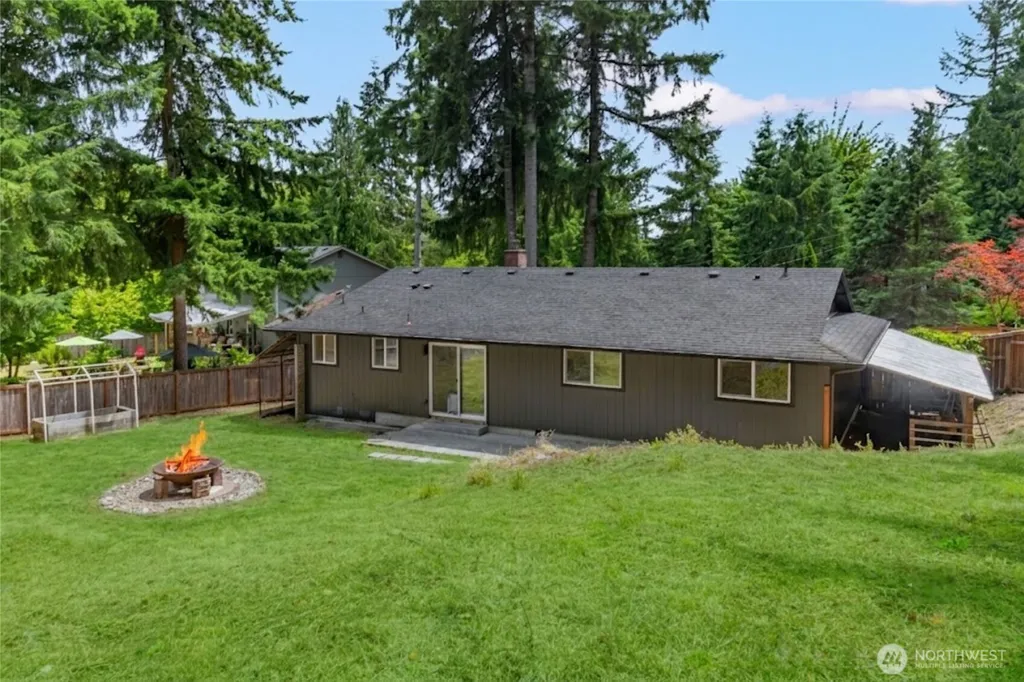 5222 79th Court SW Olympia WA 98512