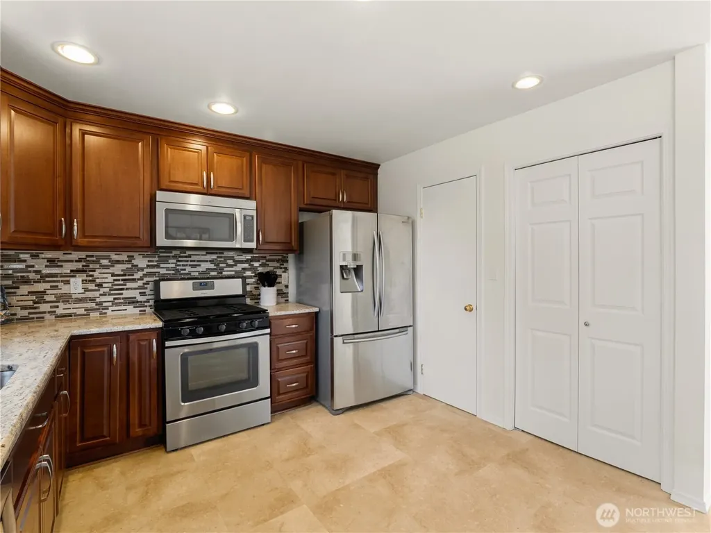 13001 171st Street E Puyallup WA 98374