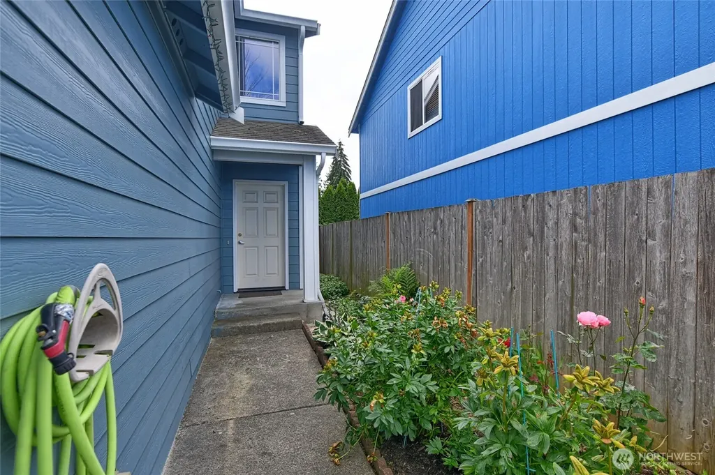 10523 7th Avenue W Everett WA 98204