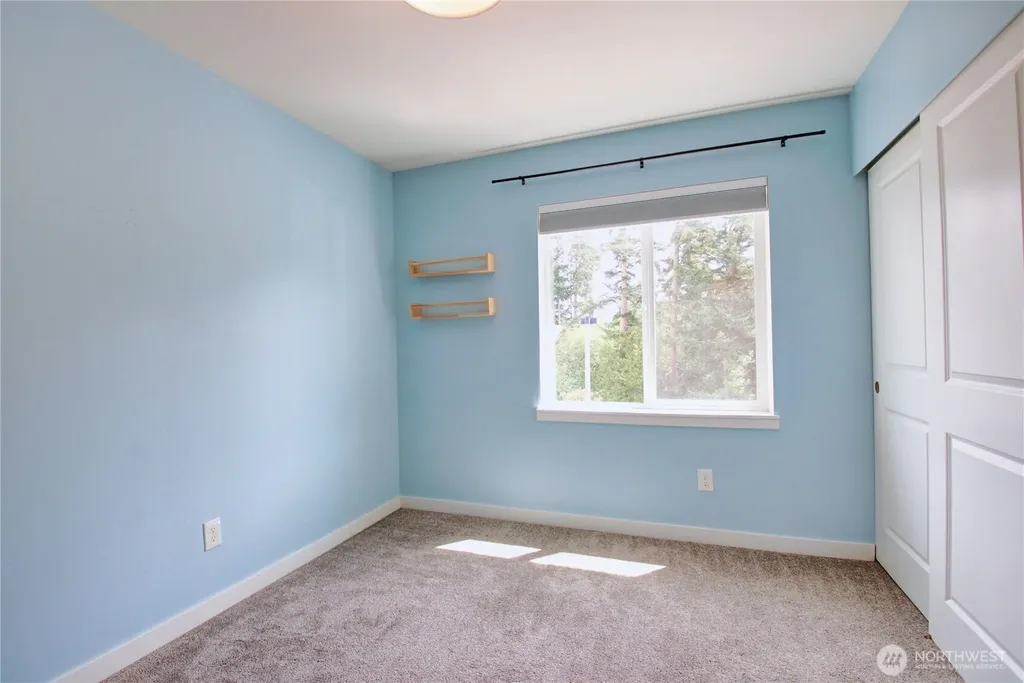1767 SW Cooper Way Oak Harbor WA 98277
