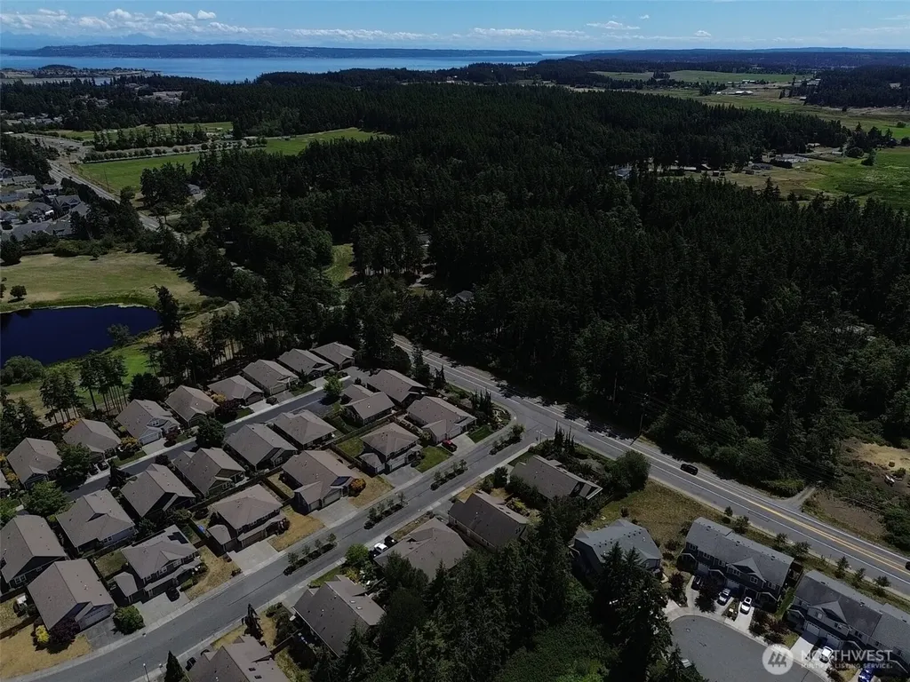 1767 SW Cooper Way Oak Harbor WA 98277