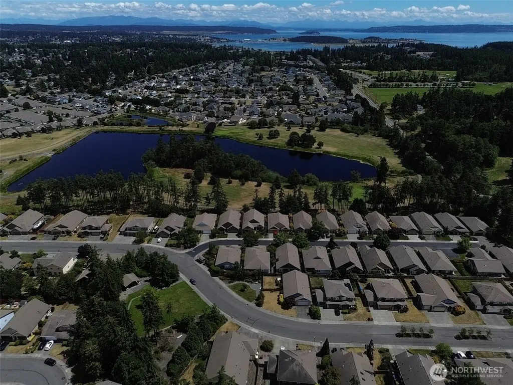 1767 SW Cooper Way Oak Harbor WA 98277