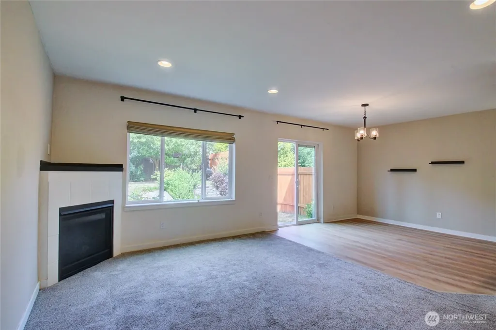 1767 SW Cooper Way Oak Harbor WA 98277