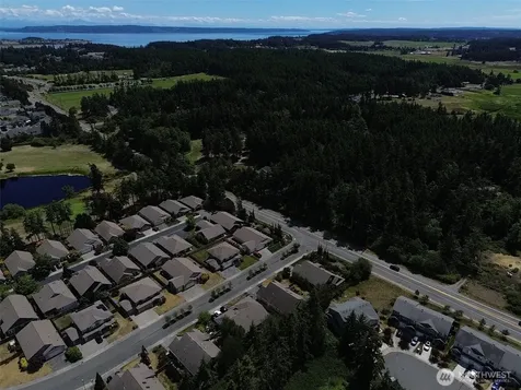 1767 SW Cooper Way Oak Harbor WA 98277