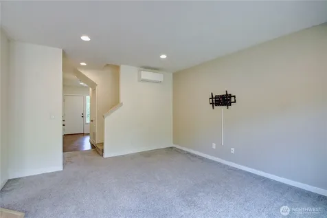 1767 SW Cooper Way Oak Harbor WA 98277