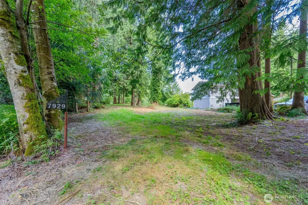 7929 S Lake Ketchum Road Stanwood WA 98292