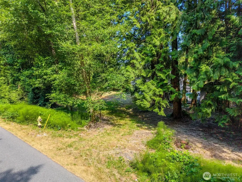 7929 S Lake Ketchum Road Stanwood WA 98292
