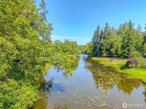 7929 S Lake Ketchum Road Stanwood WA 98292