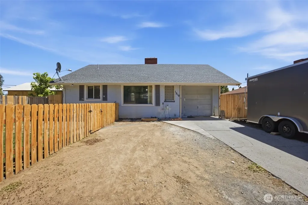 1218 SW D Street Ephrata WA 98823
