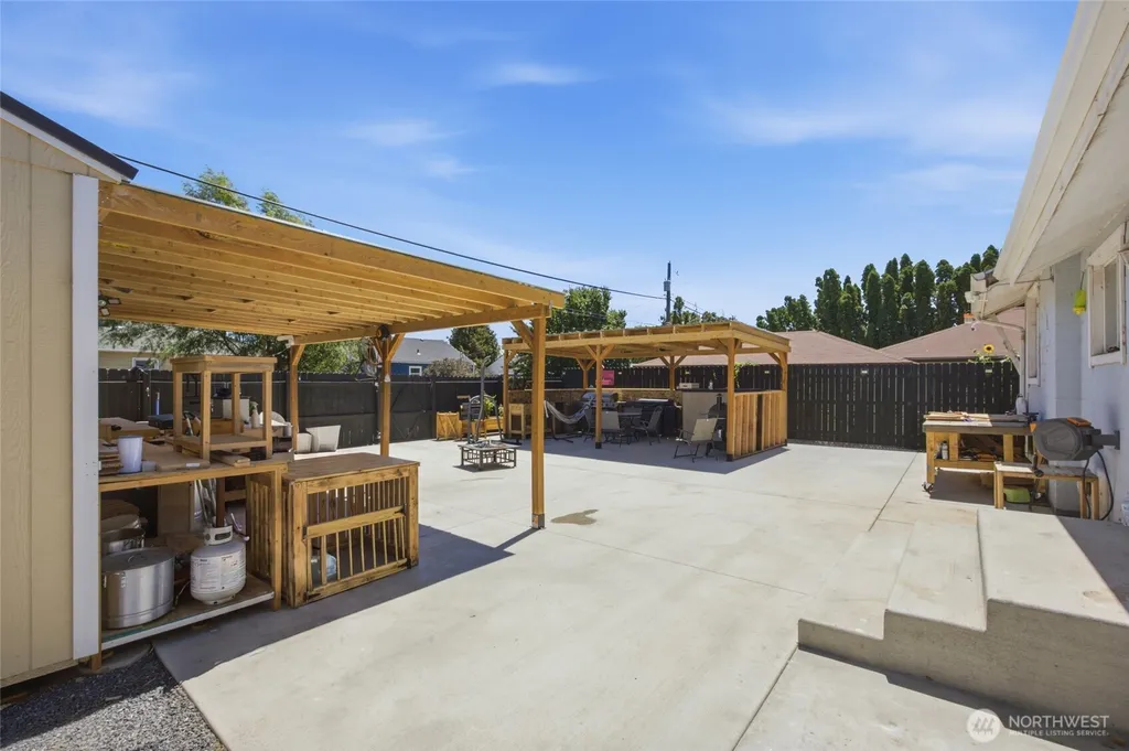 1218 SW D Street Ephrata WA 98823