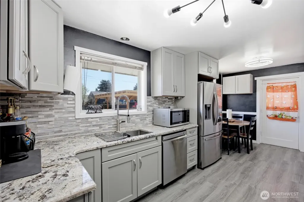 1218 SW D Street Ephrata WA 98823