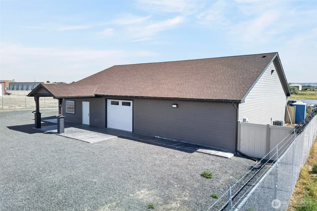 506 E Stover Road Grandview WA 98930