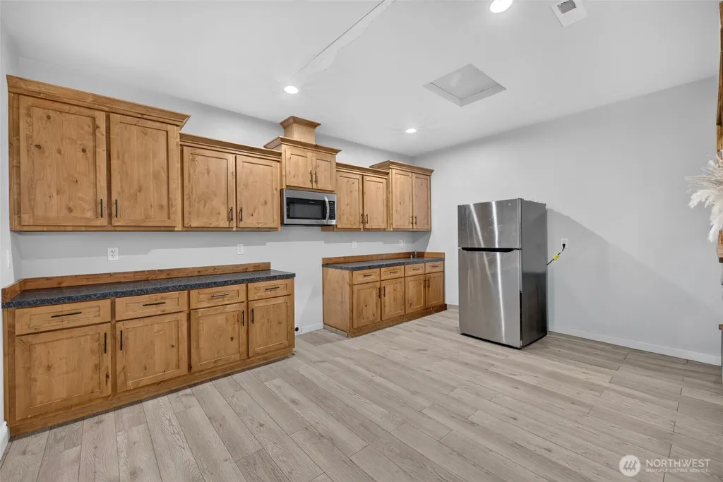 506 E Stover Road Grandview WA 98930