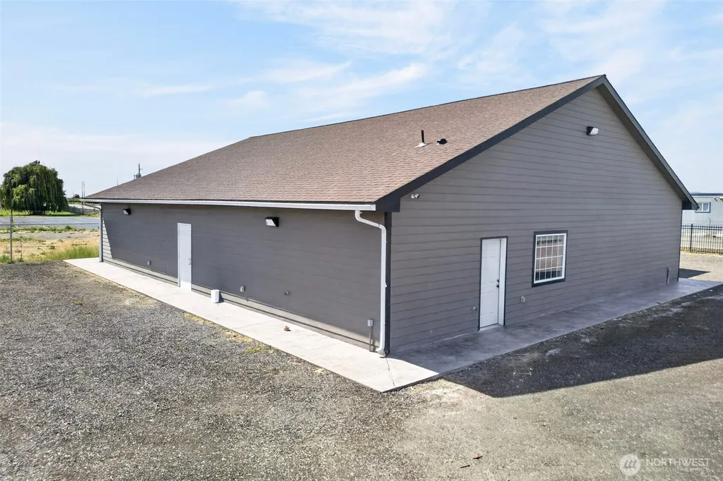 506 E Stover Road Grandview WA 98930