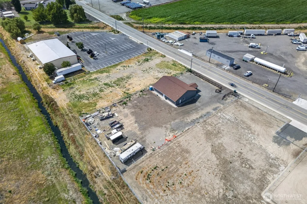 506 E Stover Road Grandview WA 98930