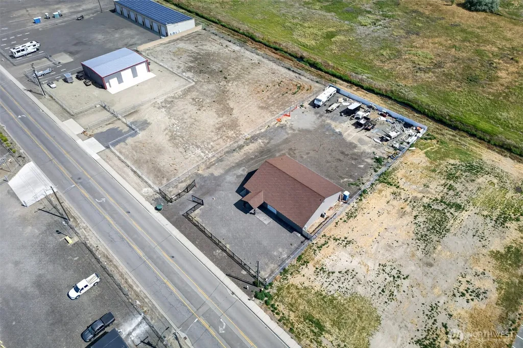 506 E Stover Road Grandview WA 98930