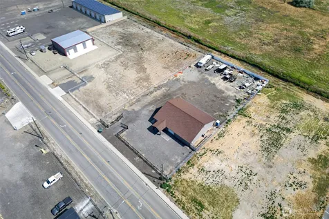 506 E Stover Road Grandview WA 98930