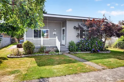233 Cascade Street Buckley WA 98321