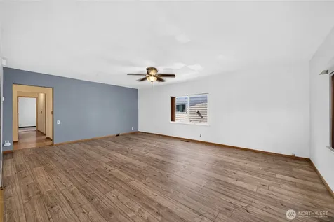 233 Cascade Street Buckley WA 98321