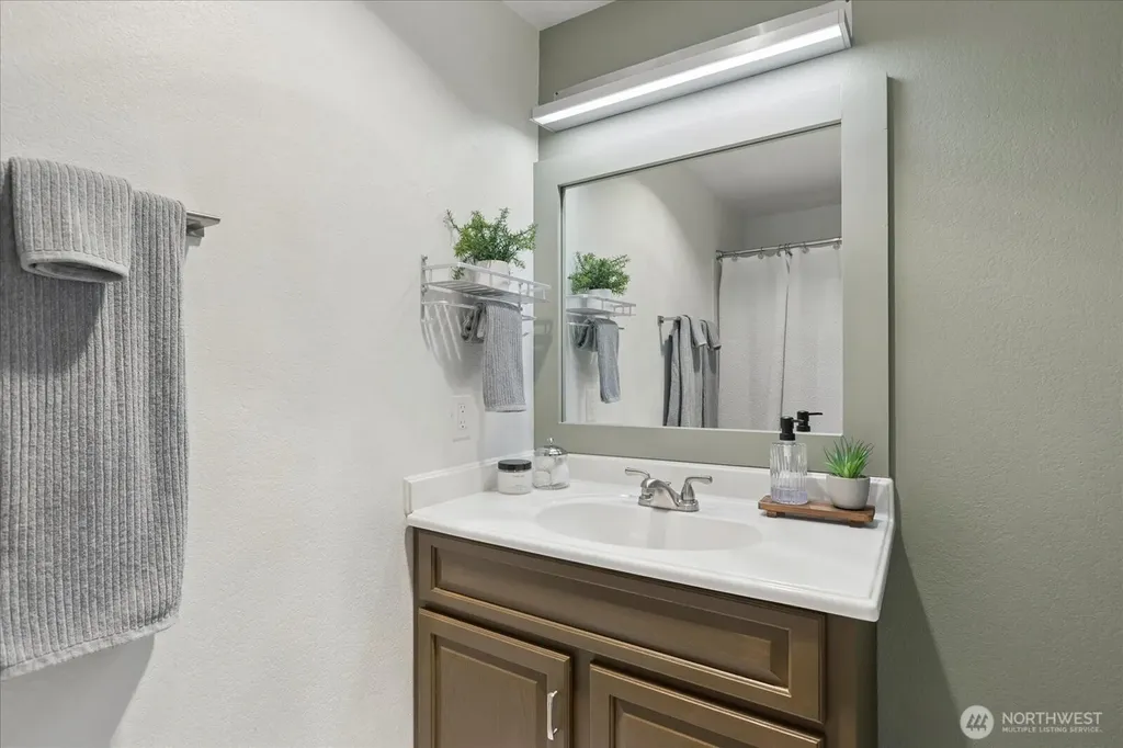 12742 NE 116th Lane Kirkland WA 98034