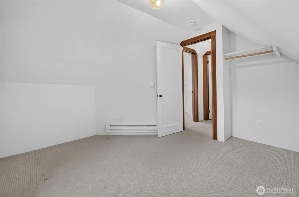 6538 11th Avenue NW Seattle WA 98117