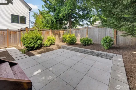 6538 11th Avenue NW Seattle WA 98117
