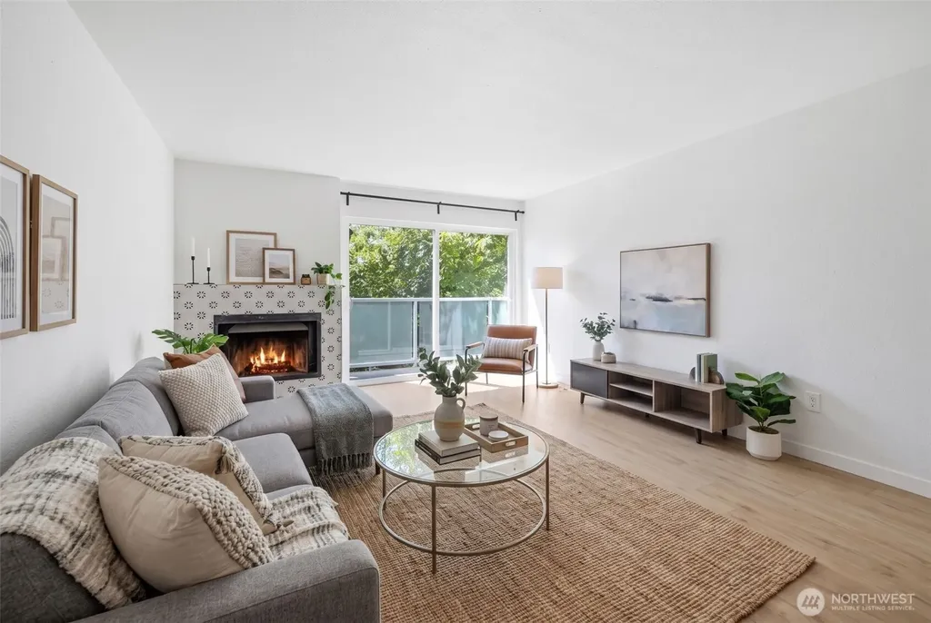 8800 20th Avenue NE Seattle WA 98115