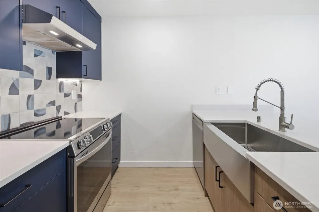 8800 20th Avenue NE Seattle WA 98115