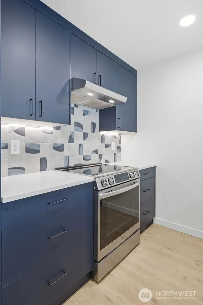 8800 20th Avenue NE Seattle WA 98115