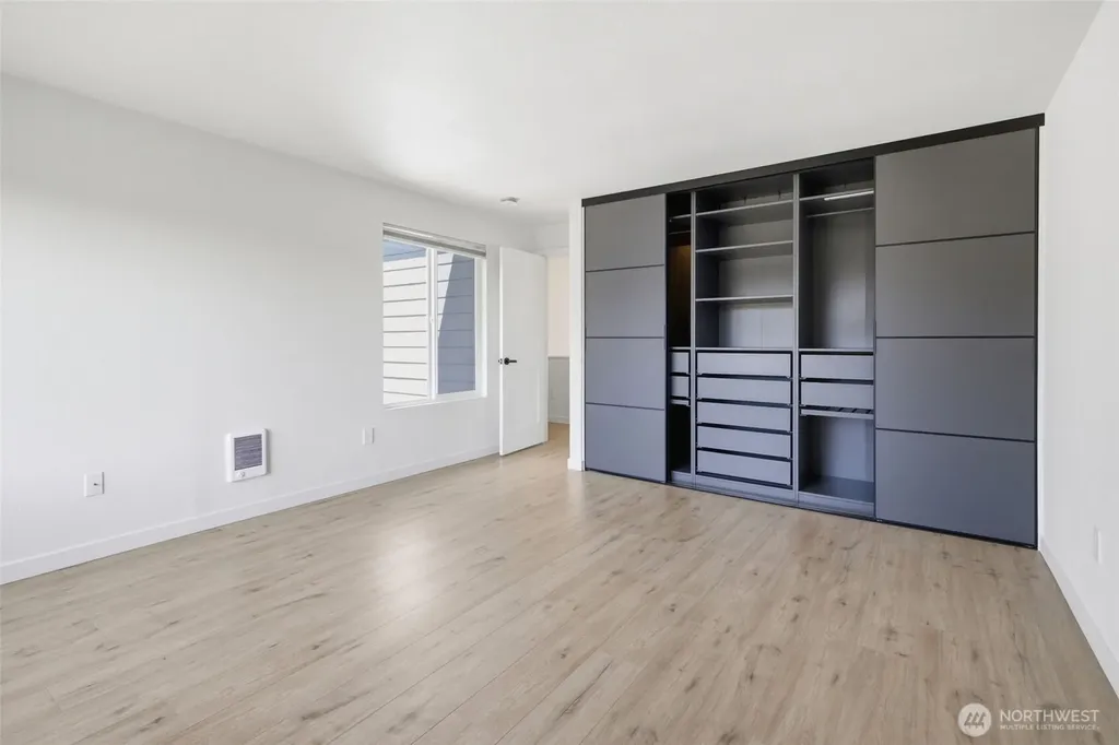 8800 20th Avenue NE Seattle WA 98115