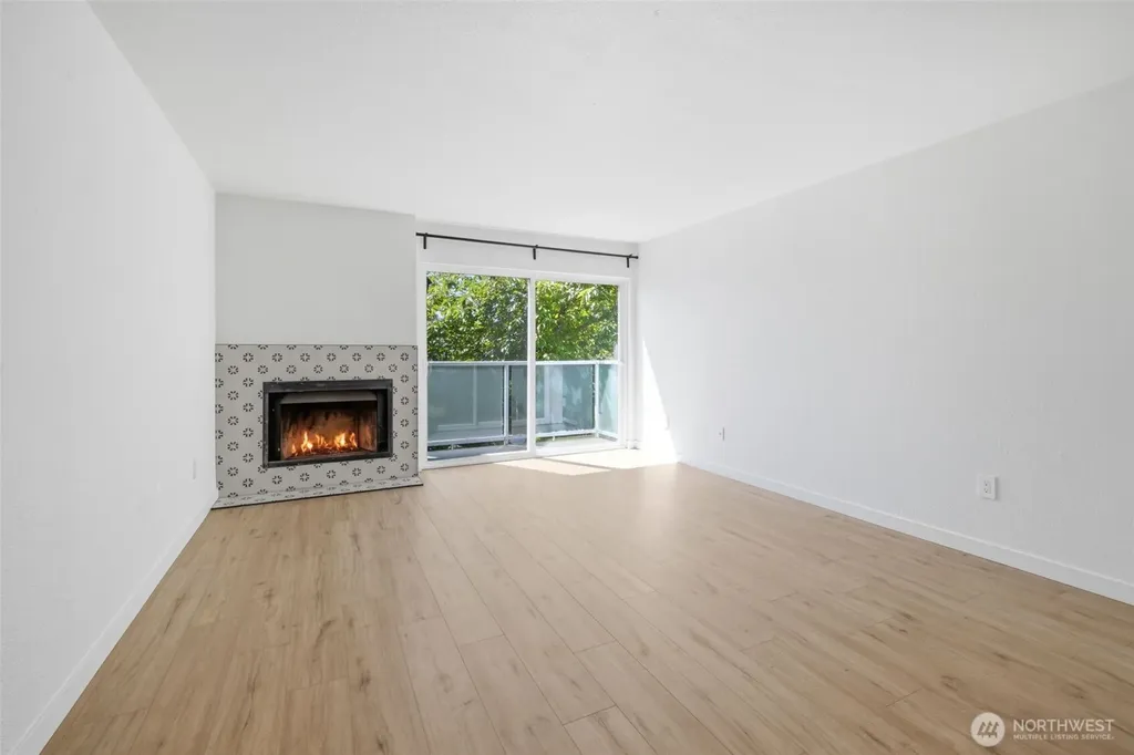 8800 20th Avenue NE Seattle WA 98115