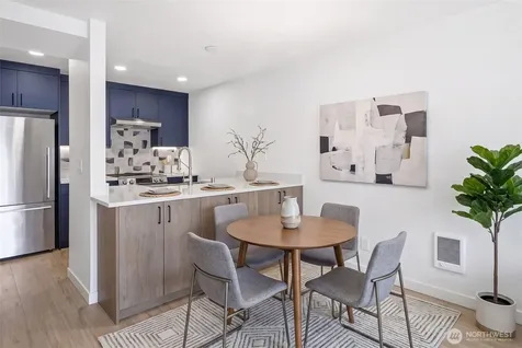 8800 20th Avenue NE Seattle WA 98115