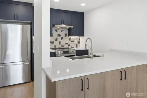 8800 20th Avenue NE Seattle WA 98115